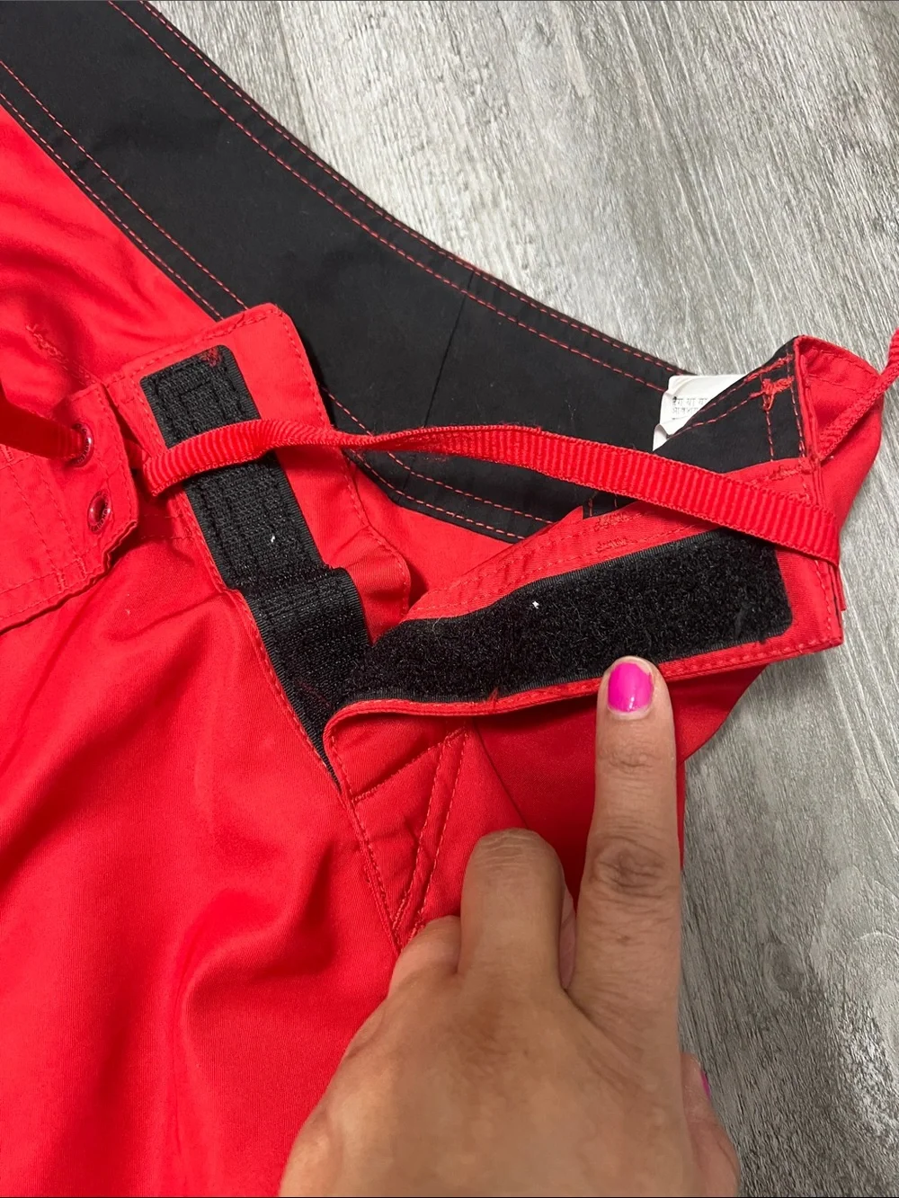 Quicksilver men’s swim trunks / red / Size 36